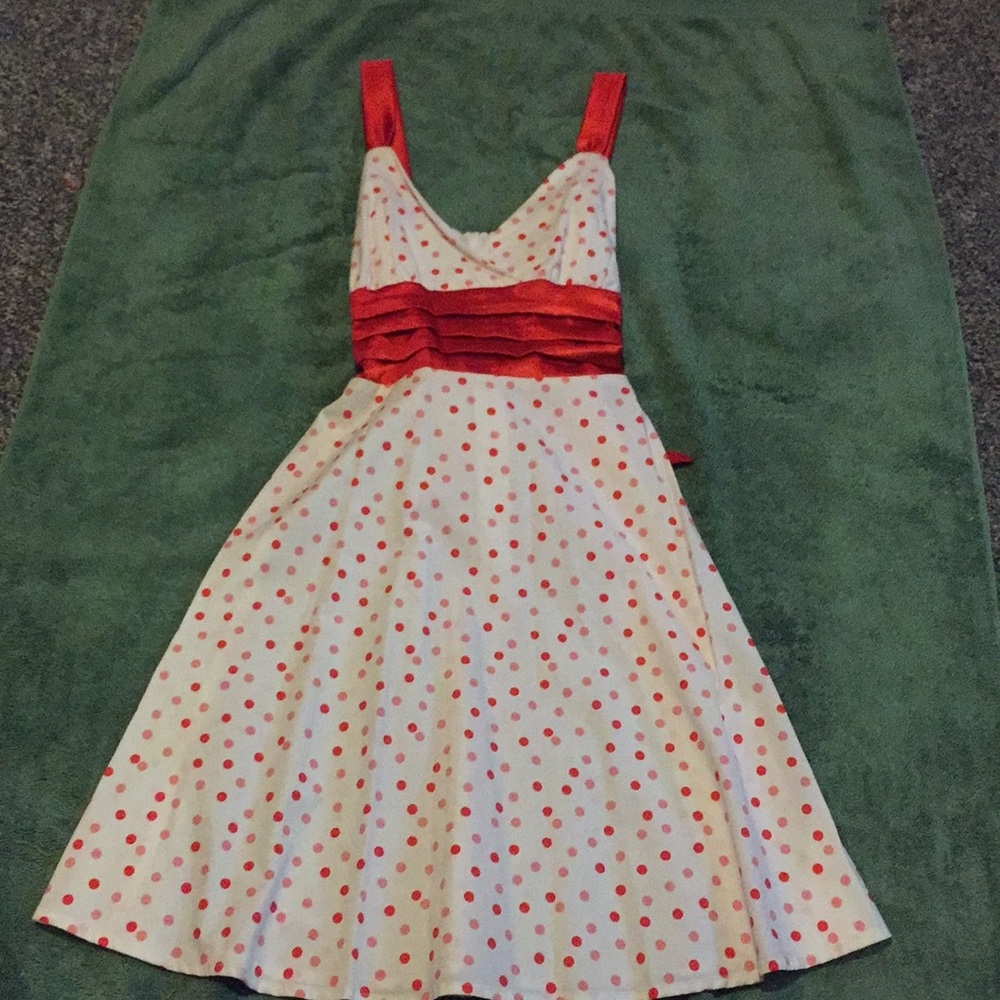White with orange polka dot dress with tie